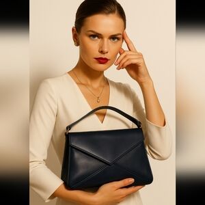 VINTAGE NAVY BLUE LEATHER EVENING BAG TOP HANDLE CLUTCH